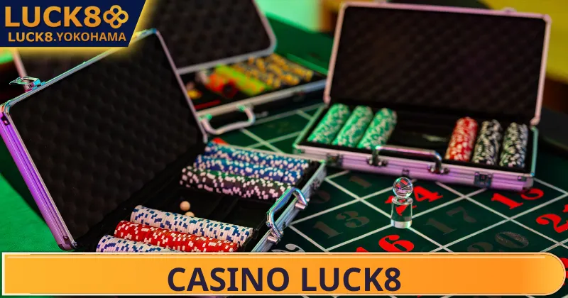 Casino LUCK8 Vòng quay roulette hiện đại với ánh sáng cuốn hút